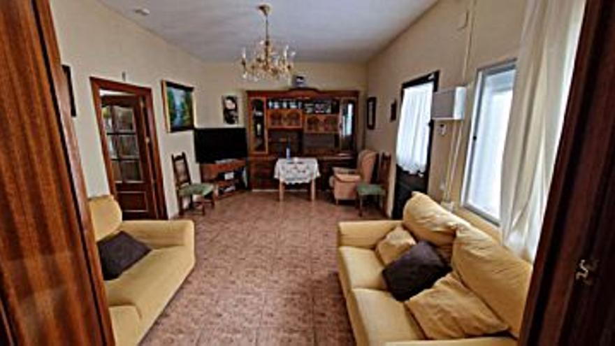189.000 € Venta de casa en Alhaurín de la Torre, 3 habitaciones, 1 baño...