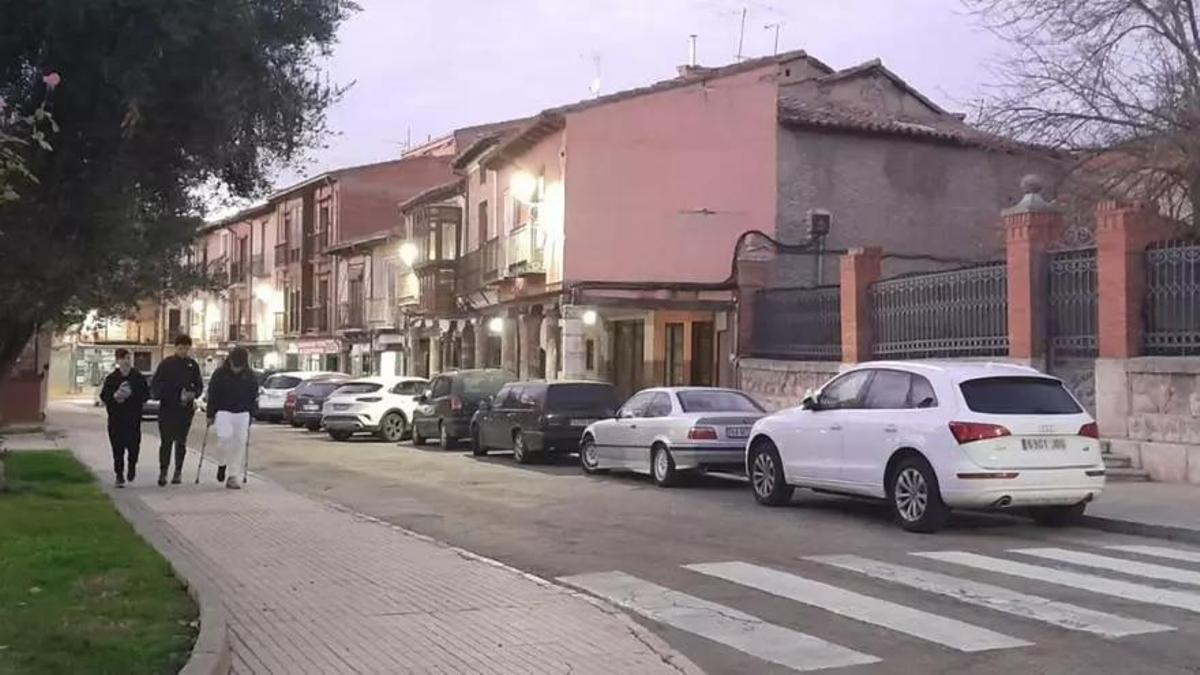 Entorno de la plaza de Santa Marina de Toro en el que se renovarán la pavimentación y redes.