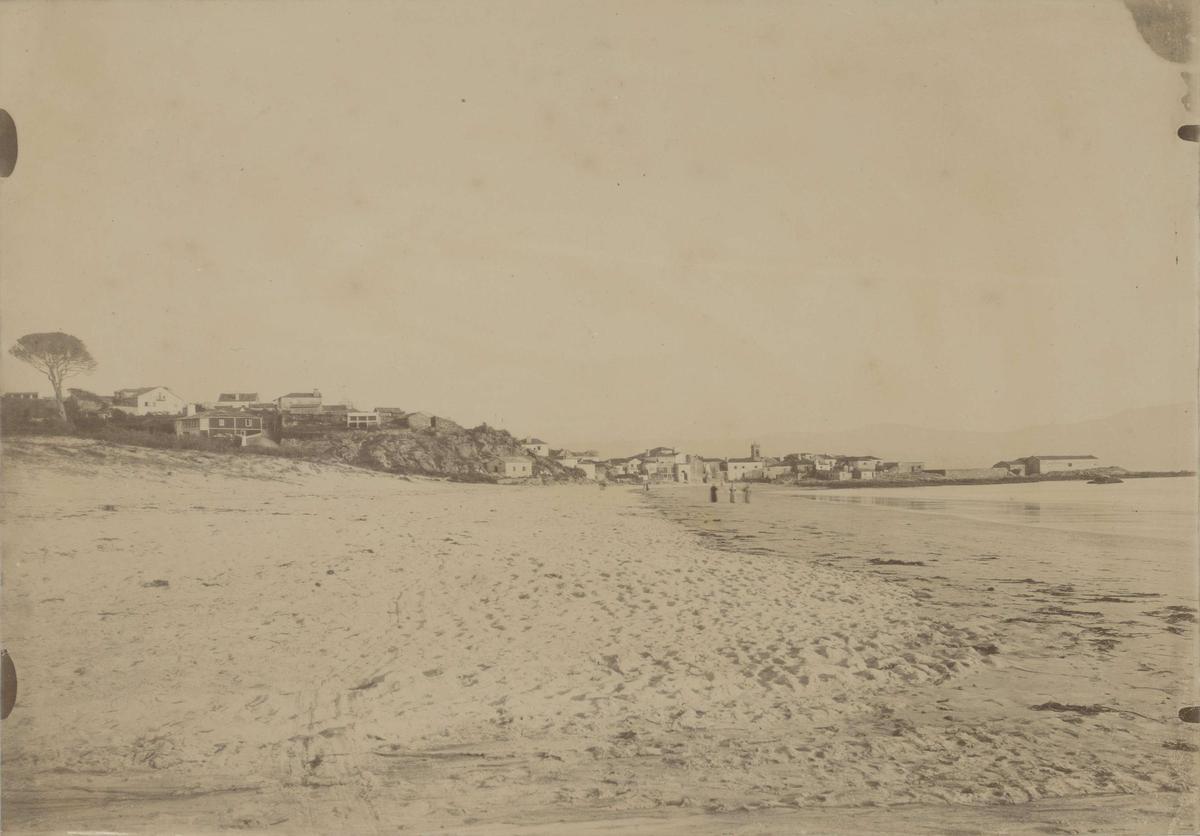 Vista general de la playa de Silgar en los años 1901-1904.