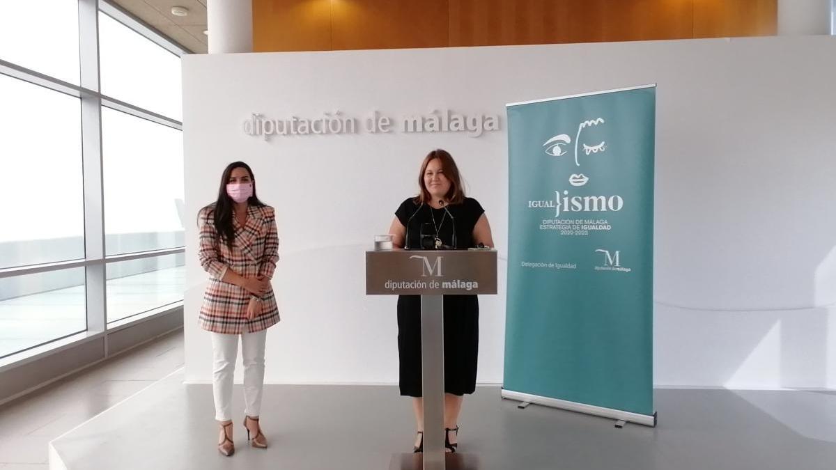 La diputada provincial de Igualdad Lourdes Piña y la vicepresidenta Natacha Rivas presentan el plan provincial de igualdad.