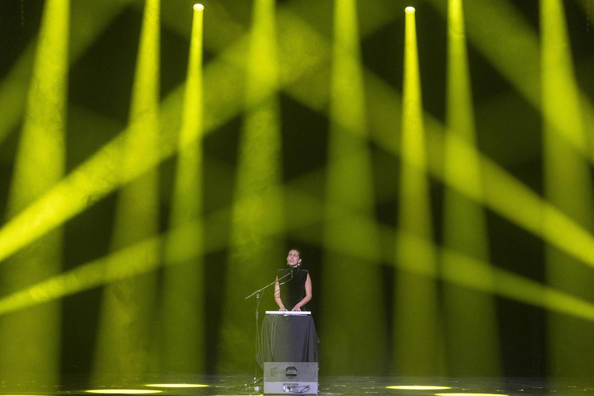 La cantante menorquina Anna Ferrer