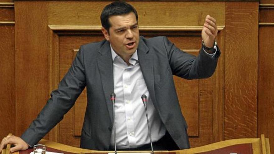 El primer ministre, Alexis Tsipras, durant la sessió parlamentària