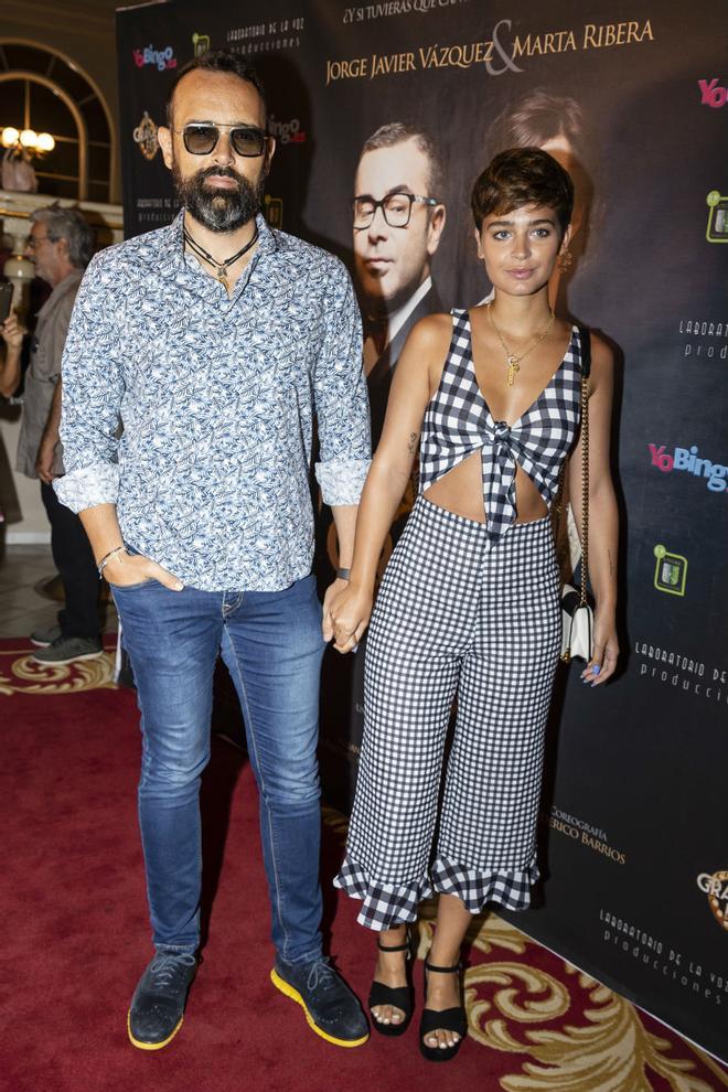 Risto Mejide y Laura Escanes en el teatro