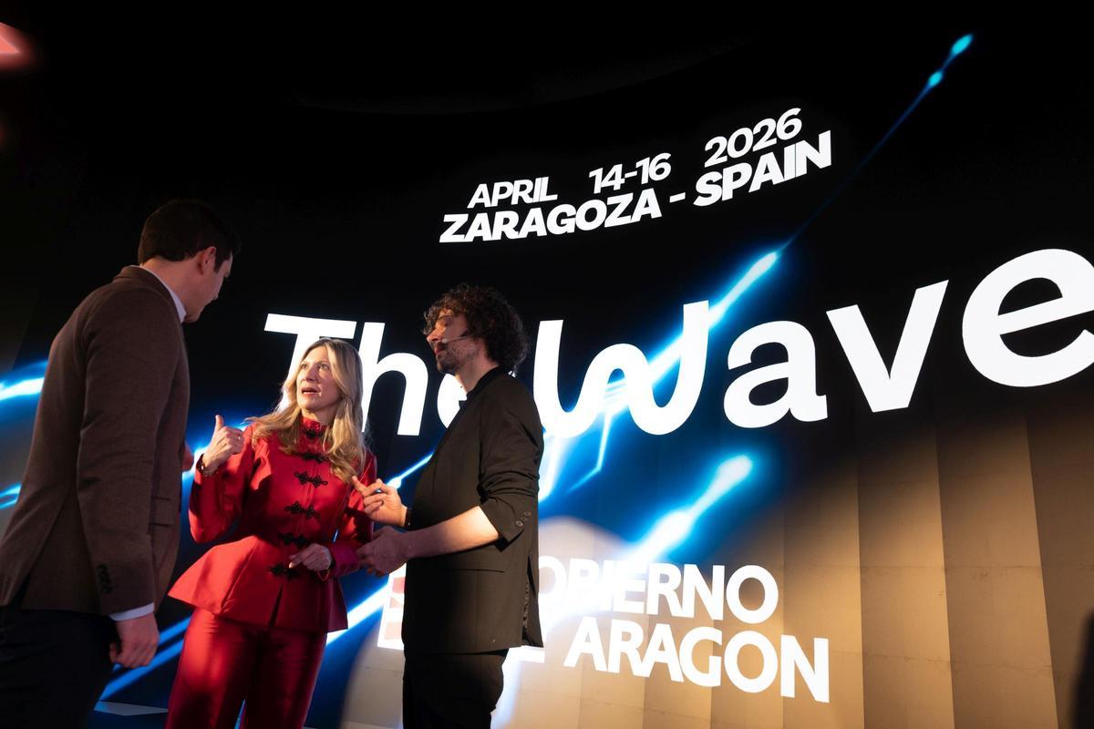 Mar Vaquero, este viernes, en Fitur presentando The Wave.