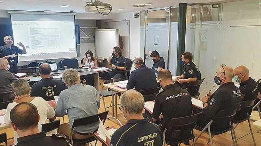 El Govern organizó una reunión de coordinación de fuerzas de seguridad.