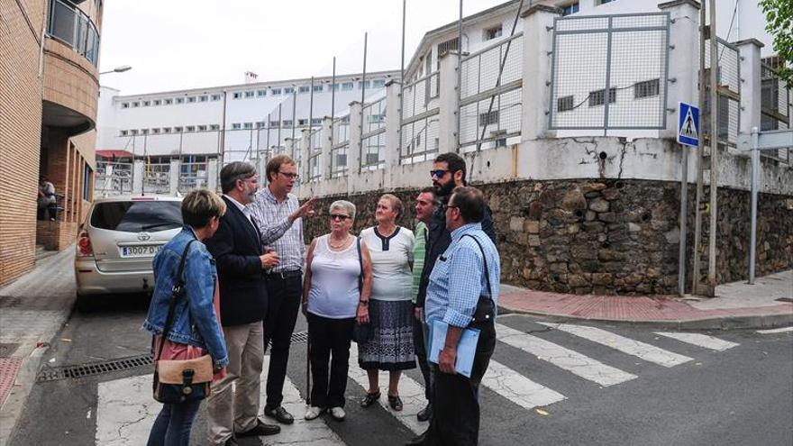 Ayuntamiento y San Miguel piden a la Junta la unión con la ronda sur