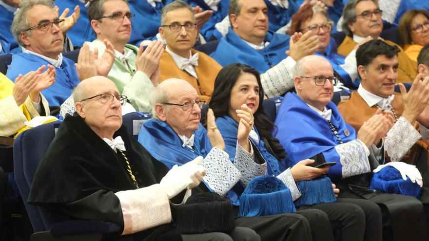 La UMH inviste doctor honoris causa al biólogo Luis Serrano Pubul