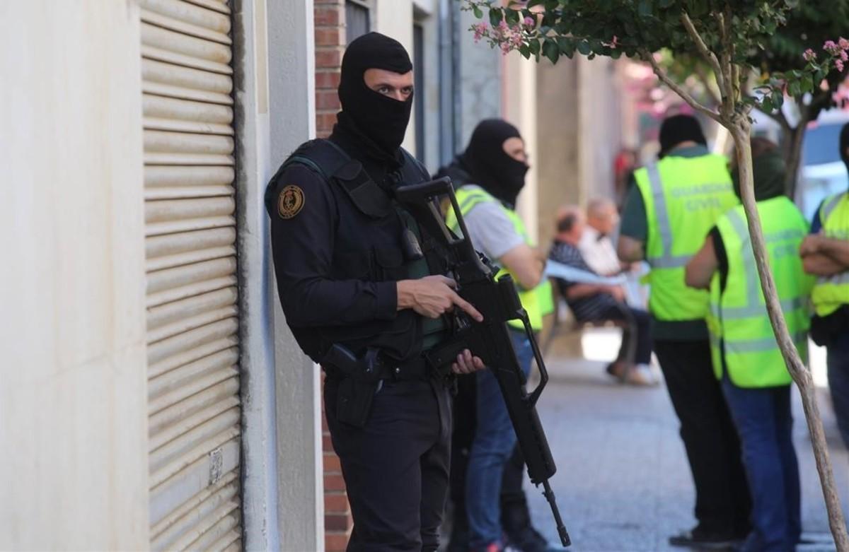 jcortadellas34831056 arbucies  la selva  societat  detencio de dos persones acusa160727101851