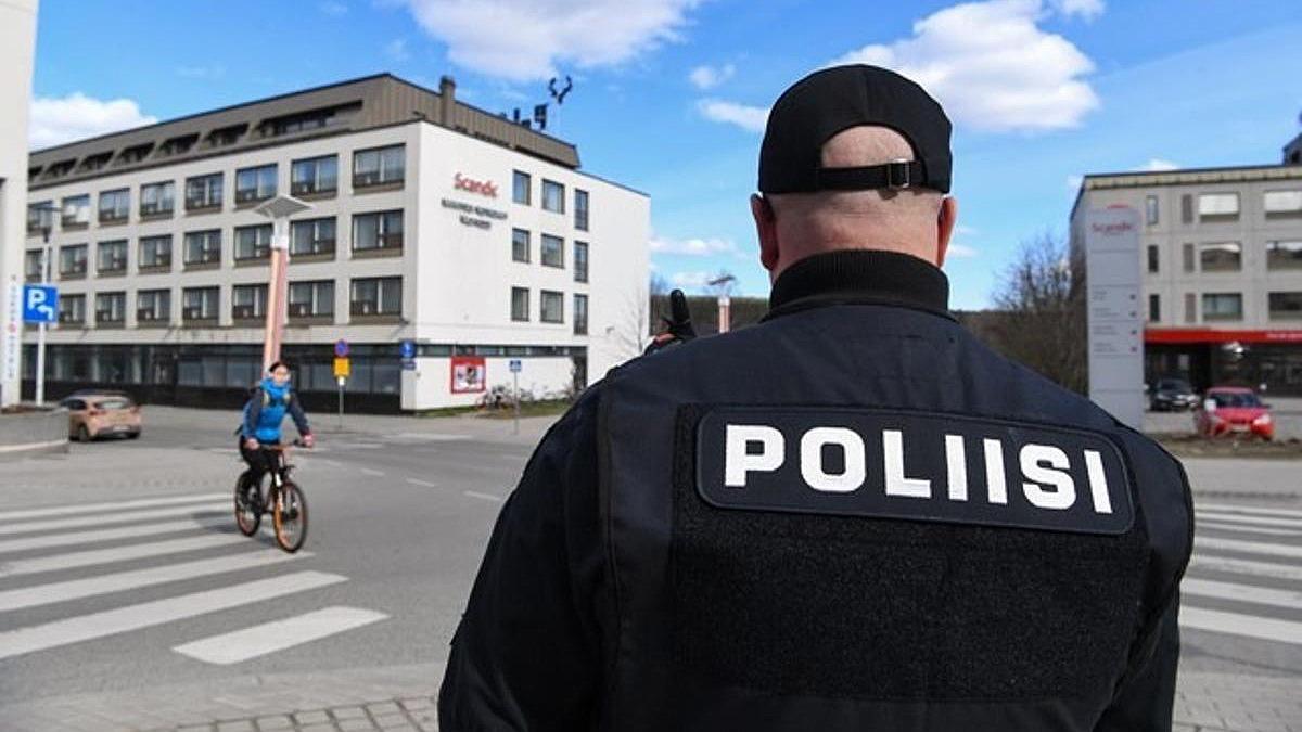 Un policía finlandés.