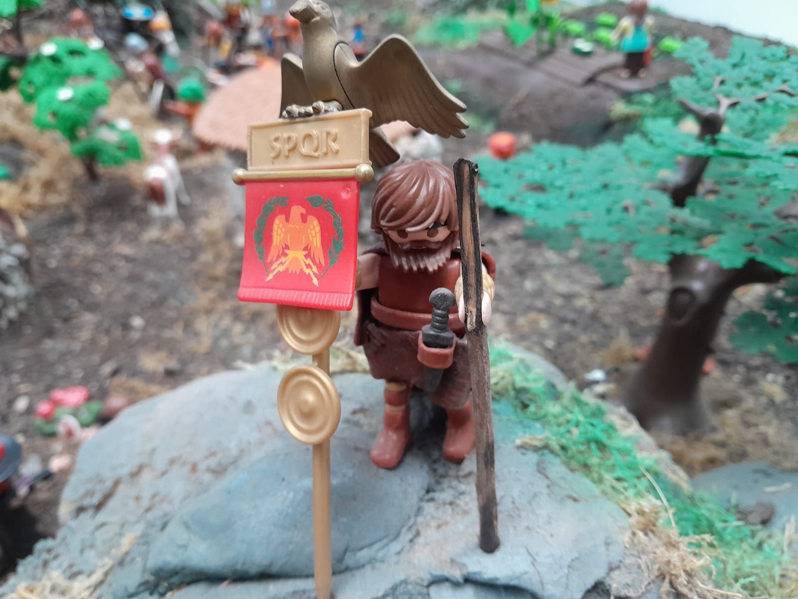 Así es la exposición de Playmobil abierta en El Entrego: un homenaje a la historia de este juguete y también a la de Asturias