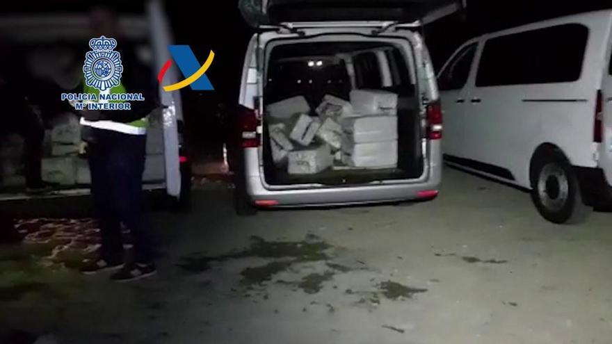 Detenidas 17 personas cuando alijaban 2.875 kilogramos de cocaína en la playa del Cura