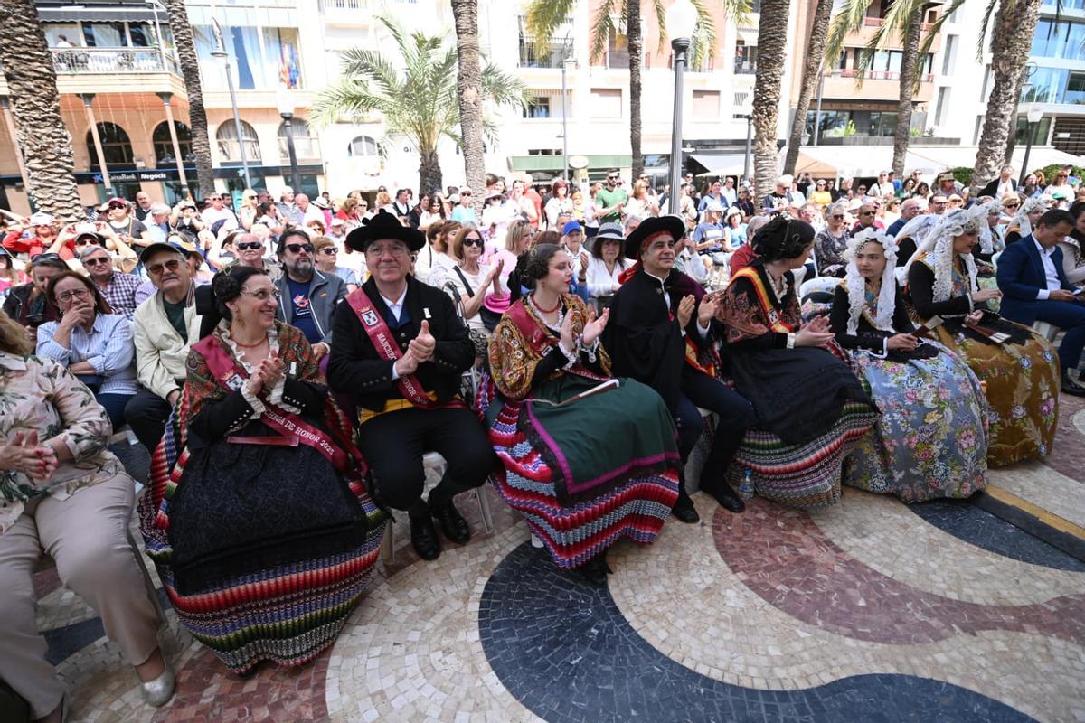 Albacete llega a Alicante con una jornada de folklore y gastronomía Albacete llega a Alicante con una jornada de folklore y gastronomía