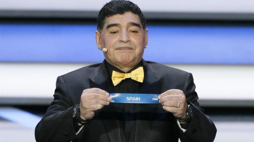 Maradona: &quot;El Madrid no está jugando bien, para nada&quot;