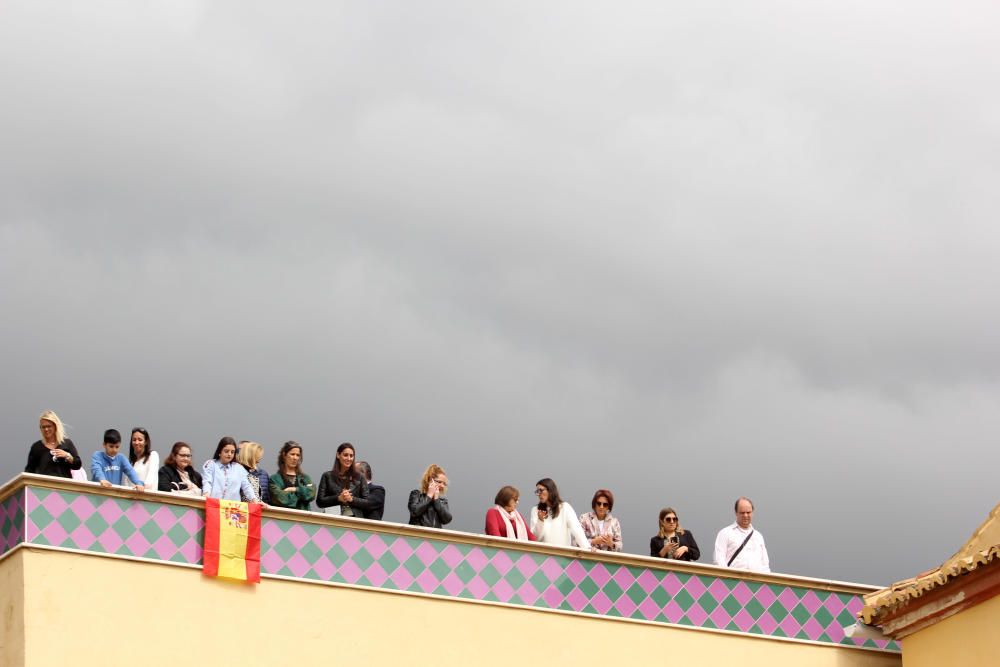 Traslado del Cristo de la Buena Muerte a cargo de la Legión.