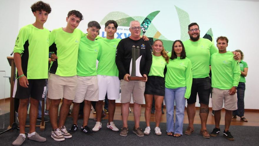 &#039;Lanzarote Sailing Paradise&#039; gana la histórica Regata Internacional San Ginés en condiciones de escaso viento