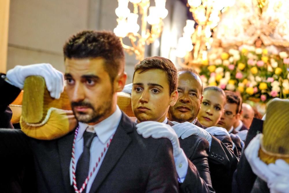 Procesión de la Virgen de la Salud en Elda