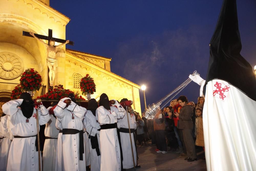 Procesión de Jueves Santo en Gijón