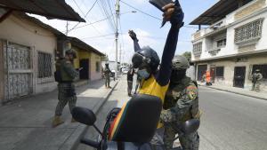 Operación antidrogas del Ejército en Guayaquil.