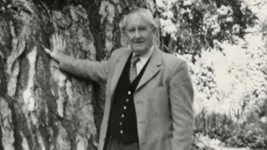 El escritor JRR Tolkien.