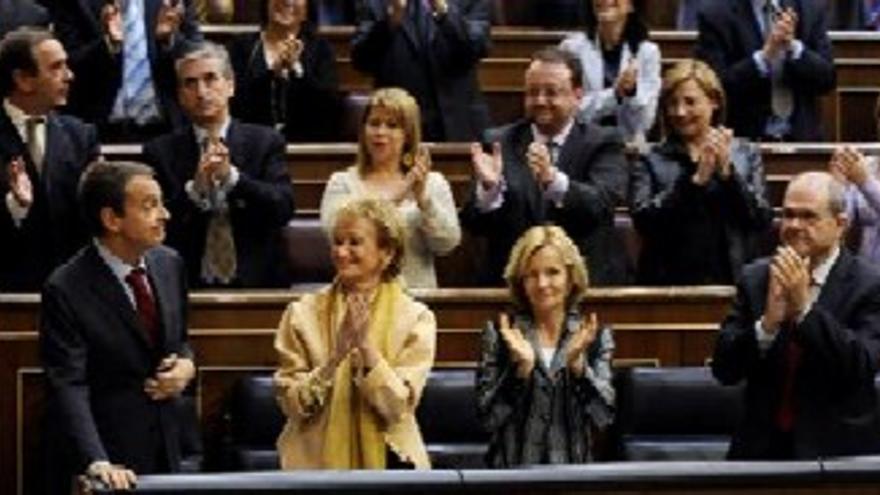 Zapatero ganó a Rajoy por cuarta vez consecutiva en el debate de la nación