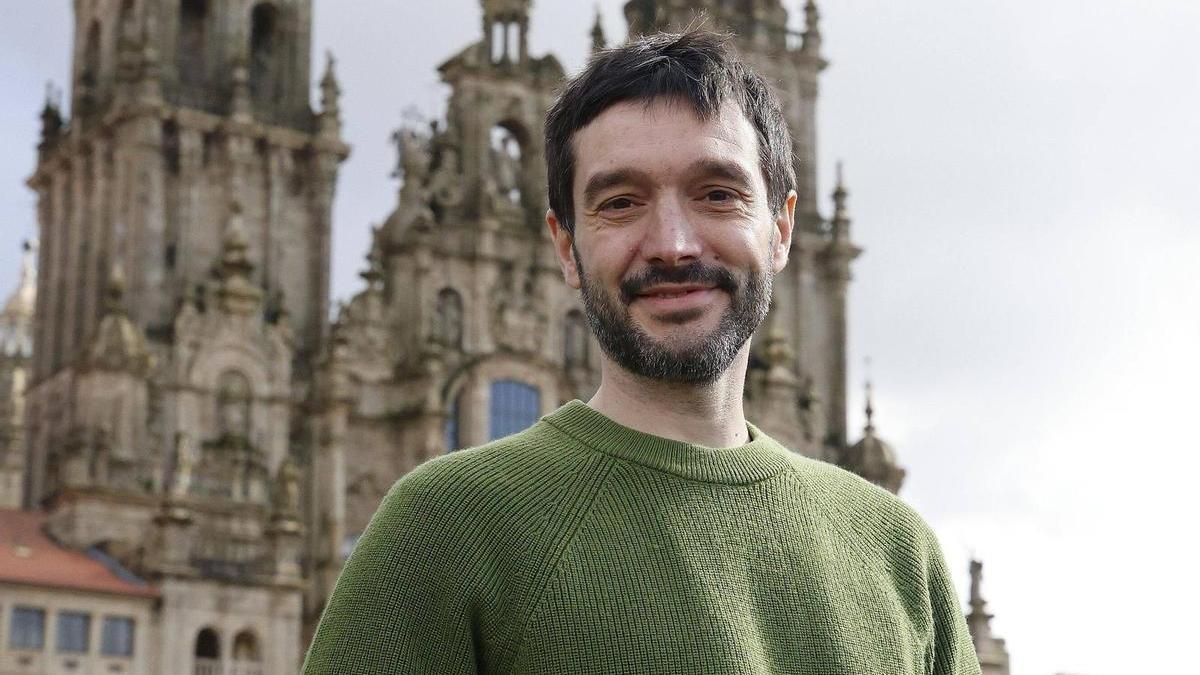 El ministro Bustinduy en la Praza do Obradoiro, Santiago