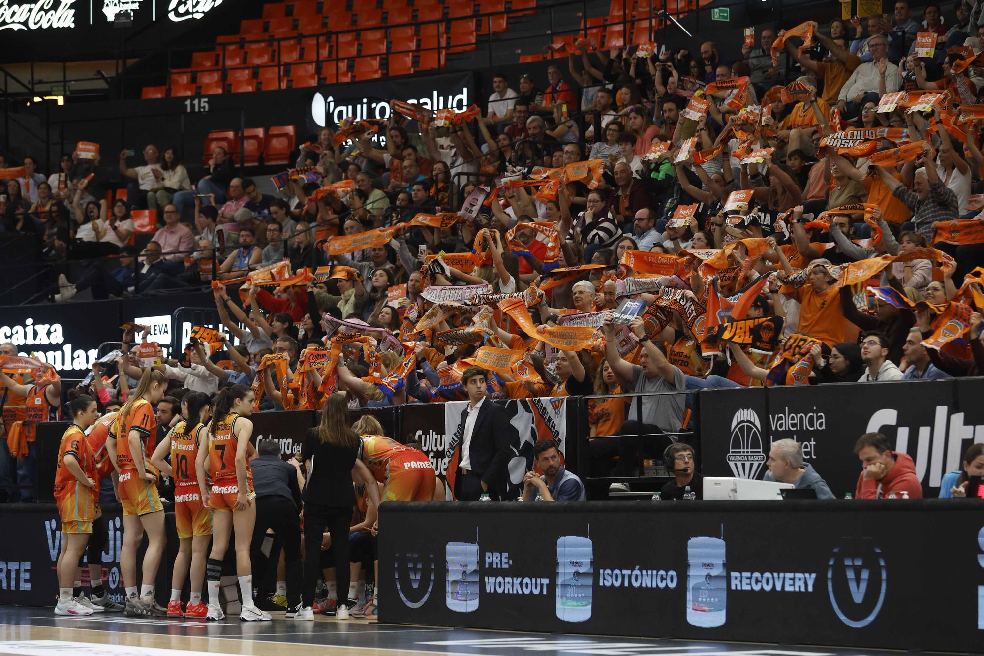 Valencia Basket - Perfumerías Avenida