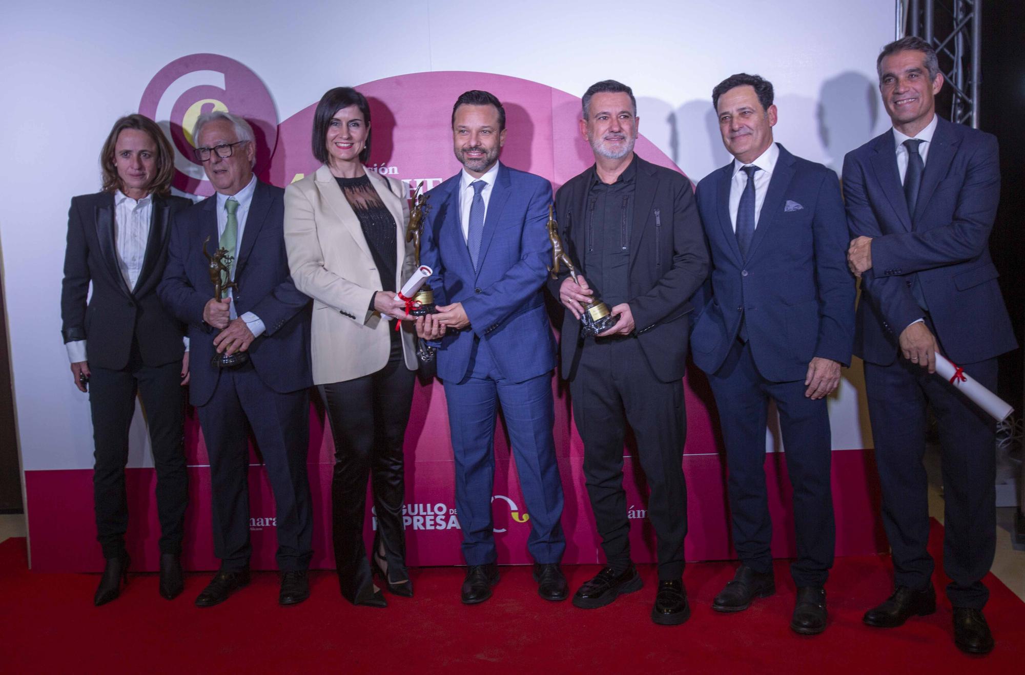 Reconocimiento a Juan Riera y José Luis Gisbert en la Noche de la Economía