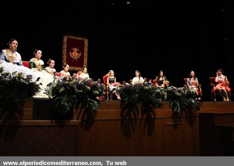 GALERIA FOTOS -- Vila-real homenajea a la reina y damas de fiestas