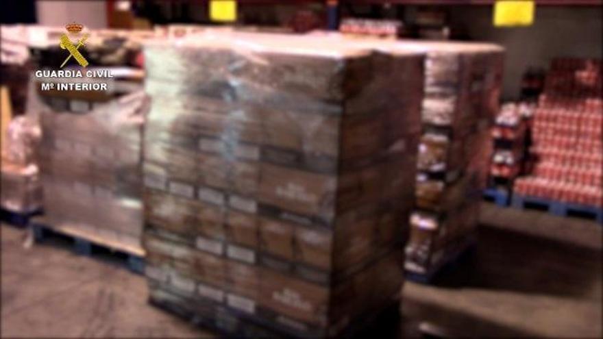 Cae una banda internacional de contrabando de ron falsificado con distribuidora en Córdoba