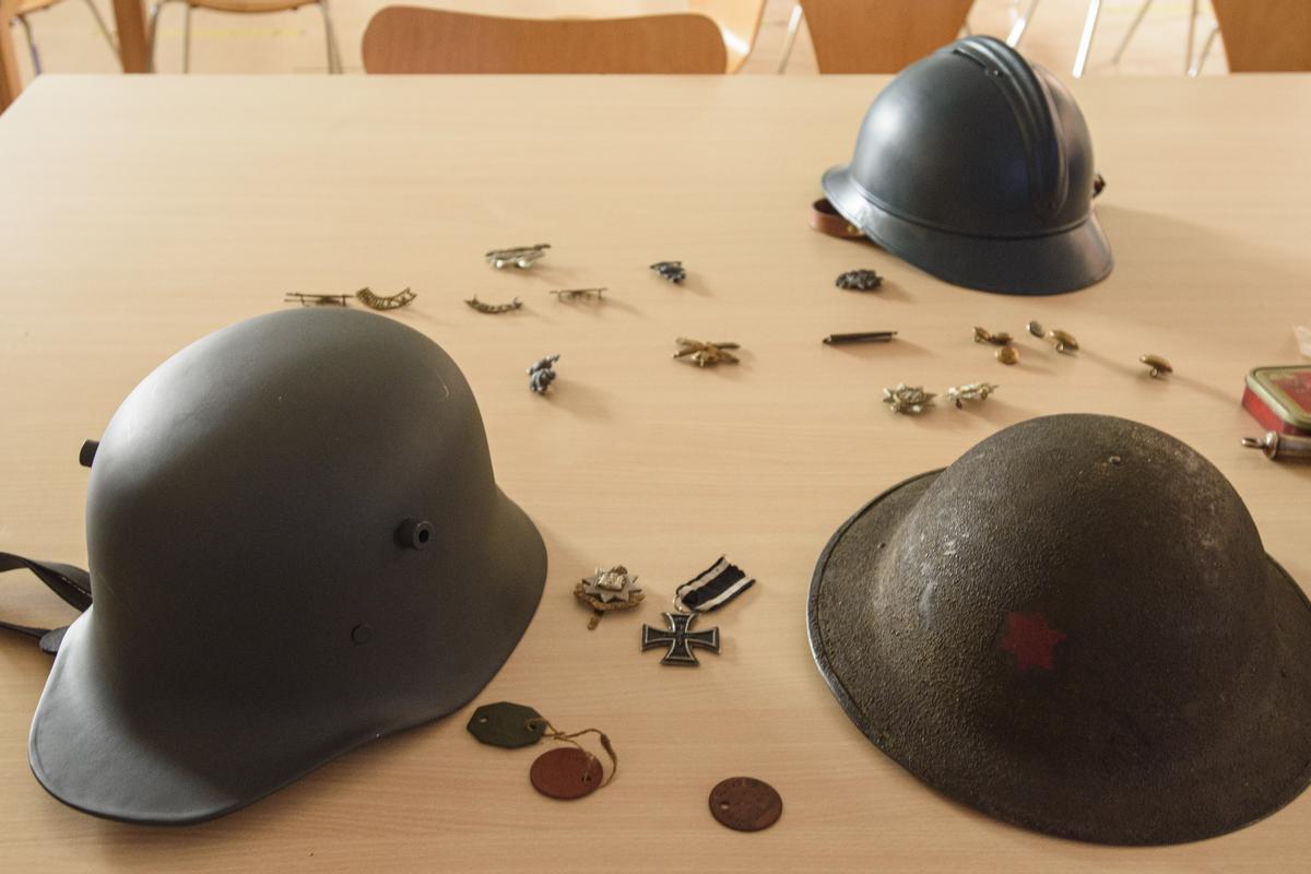 EN IMÁGENES: Así fue la charla sobre la I Guerra Mundial en el IES Pérez de Ayala