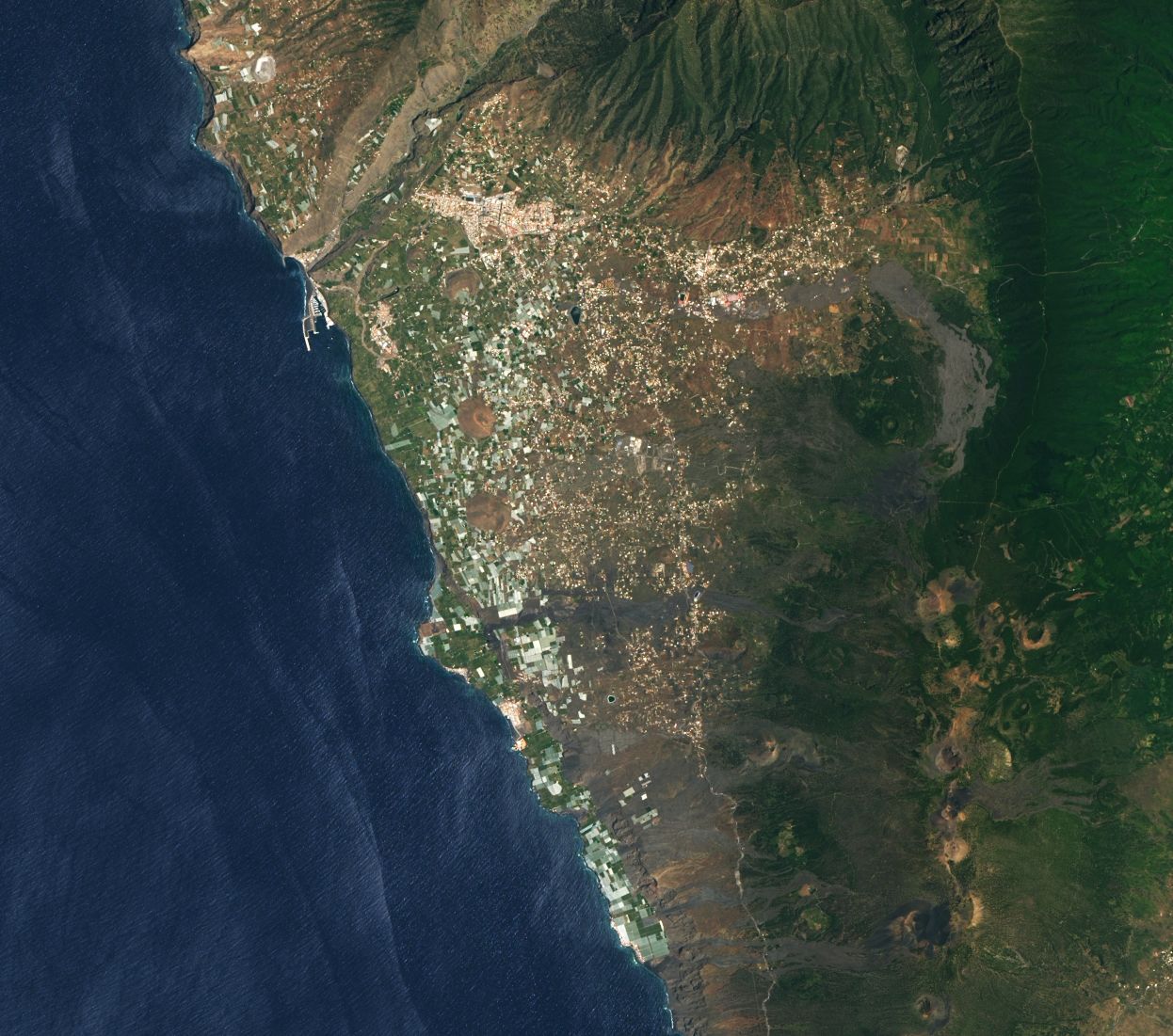 La NASA capta el antes y el después de la erupción volcánica en La Palma