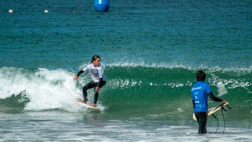 A canteira do surf galego loce en Patos