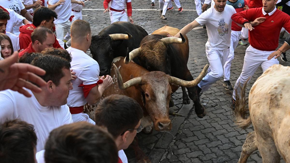 🚨 ENCIERRO SAN FERMÍN HOY | Un Valenciano Entre Los Heridos Del 7 De Julio