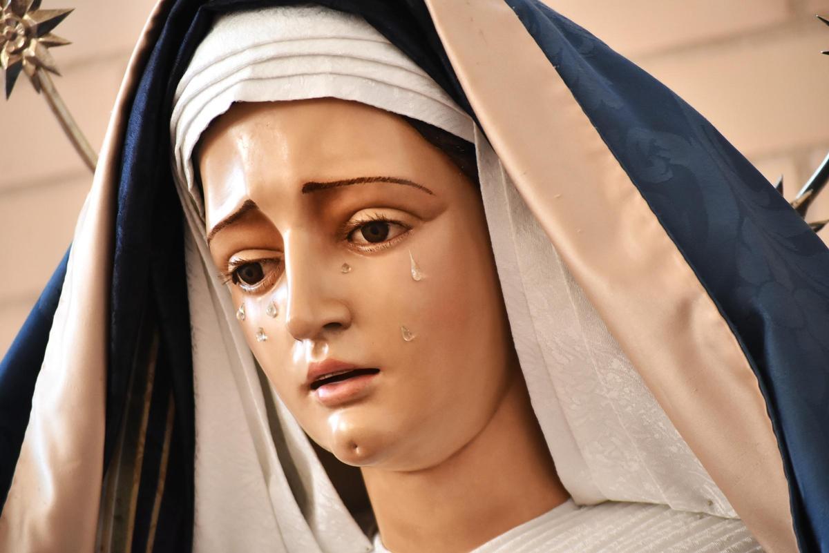 Galería | Así es la cofradía de la Expiración o los Andaluces