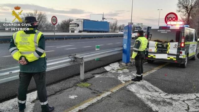 Denunciado por conducir drogado por la autovía y sin puntos en el carn