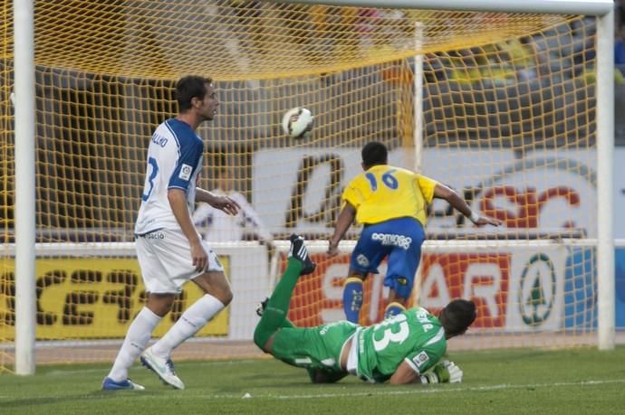 SEGUNDA A - 2014/15 - UD LAS PALMAS- UE LLAGOSTERA