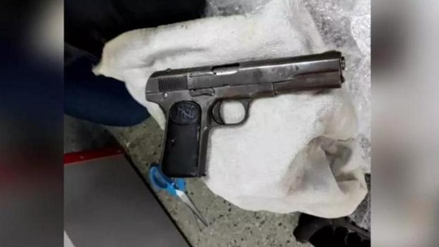 Interior vol que la pena de presó per tinença d'armes de foc pugi a 5 anys i fins a 9 per als grans cultius de marihuana