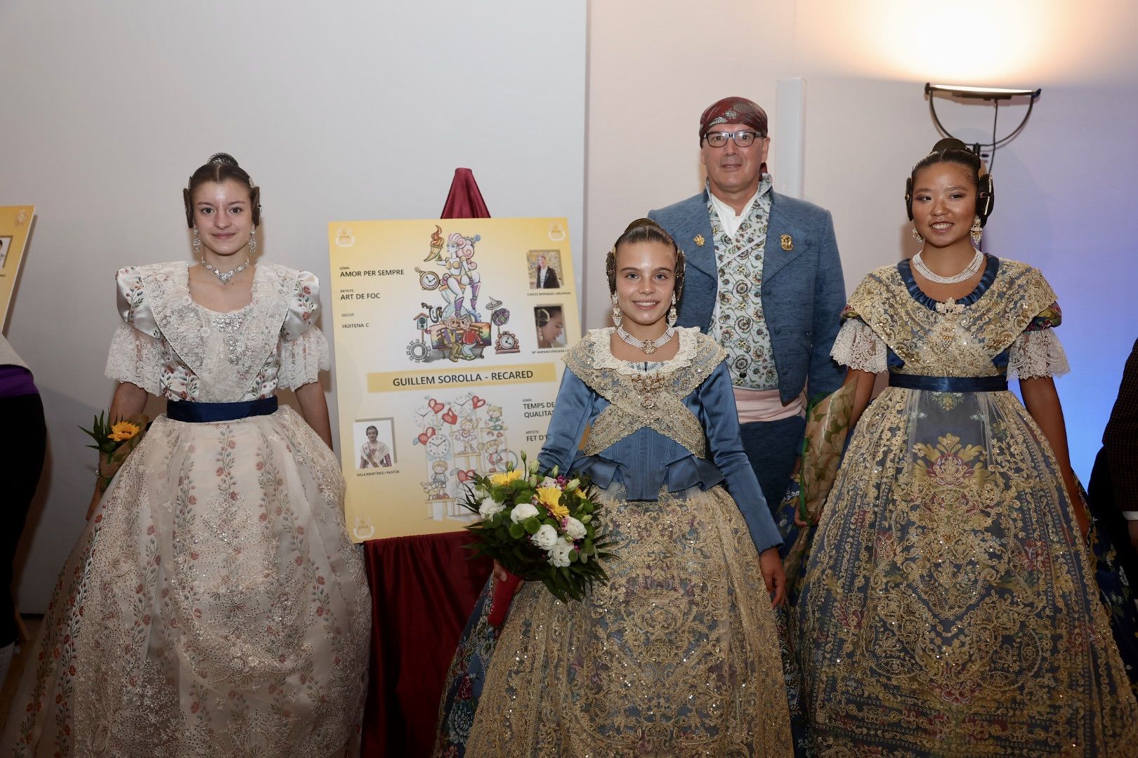 La fiesta de las fallas del Pilar-Sant Francesc con Marina y la corte infantil