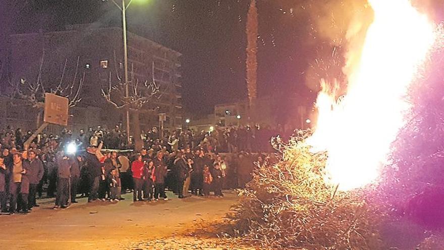 El ‘dimoni’ enciende la fiesta