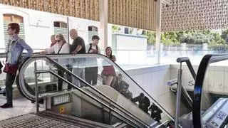 La Estación Intermodal de Palma vuelve a tener operativas sus diez escaleras mecánicas tras meses de averías