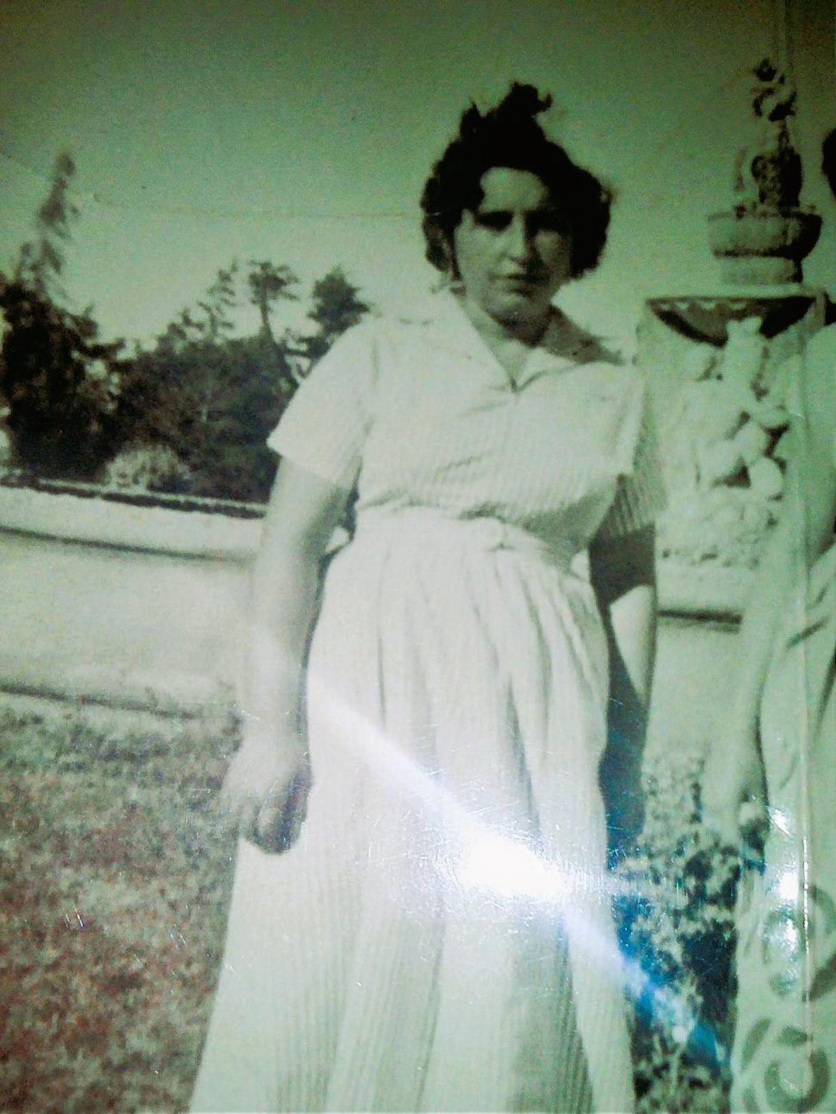 Isidra, mi madre.