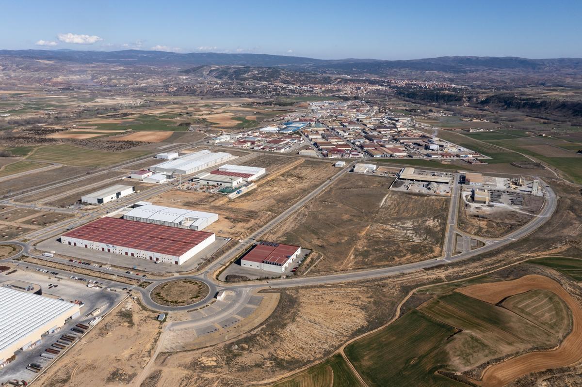 La plataforma logística de Teruel está integrada en los ejes de circulación Norte-Sur, tanto por ferrocarril como por carretera.