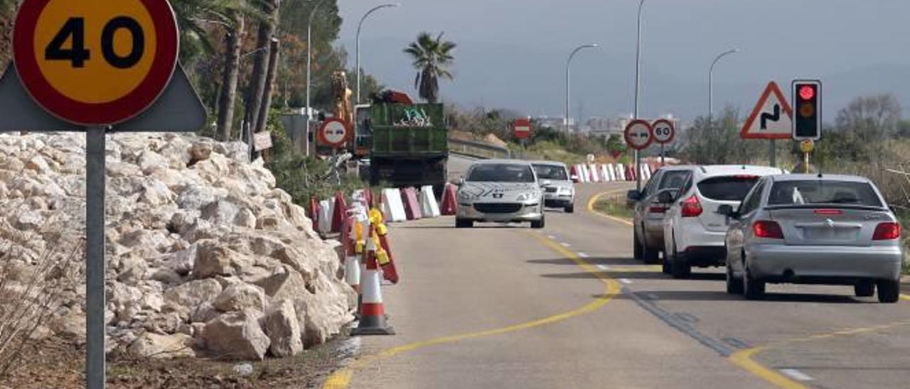 Gavarda resta peligrosidad a su acceso a la autovía