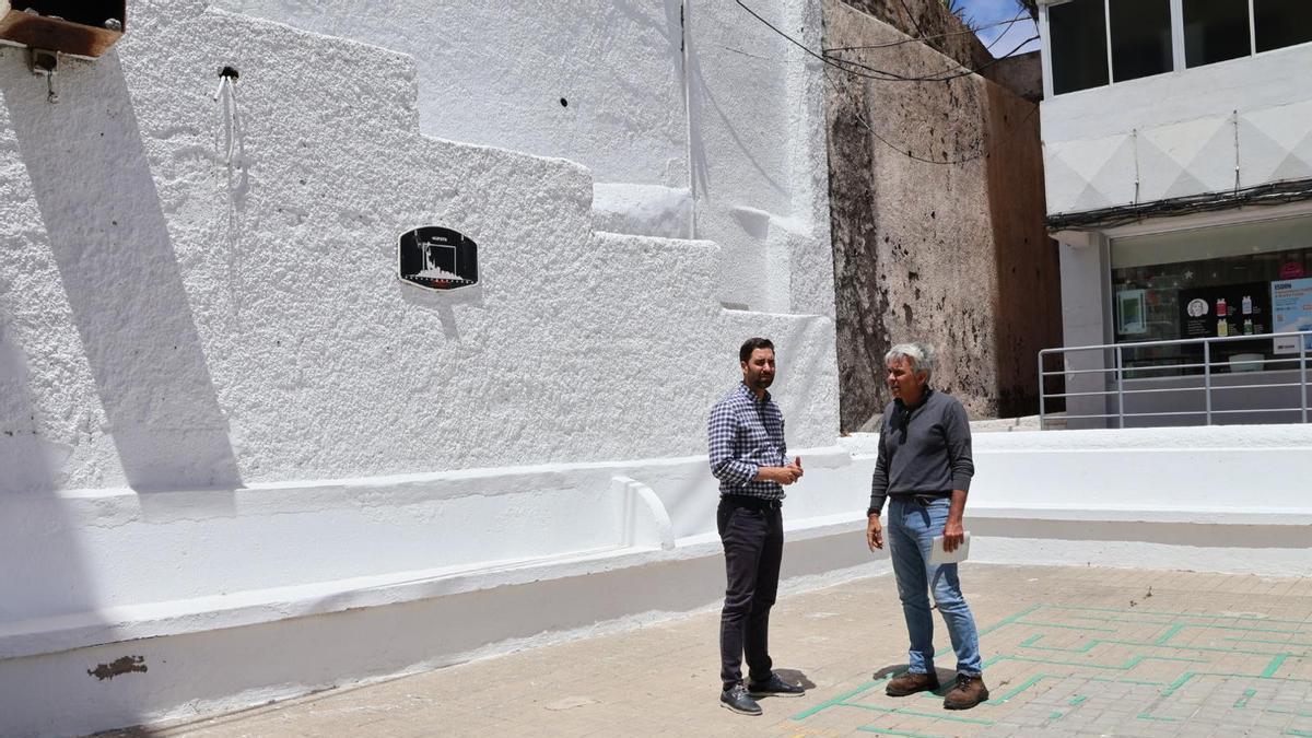 Uno de los muros de El Batán adecentados.