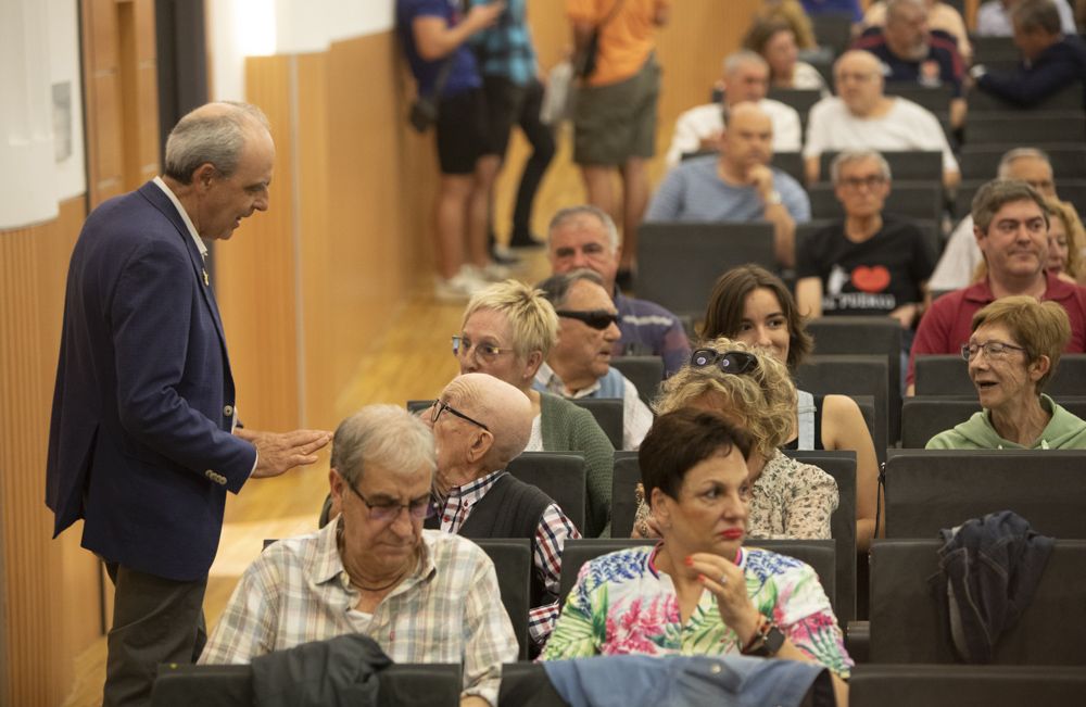 Acto de campaña de Iniciativa Porteña en el Teatro de Begoña del Puerto de Sagunto