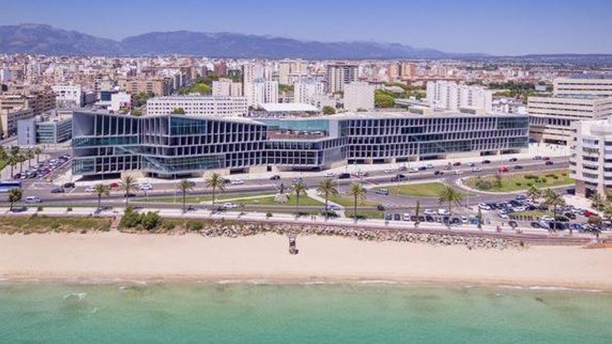 Das Kongresszentrum von Palma de Mallorca aus der Vogelperspektive.