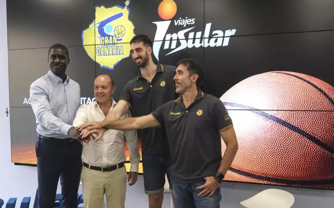 Presentación de Eric Vila como jugador del CB Dreamland Gran Canaria
