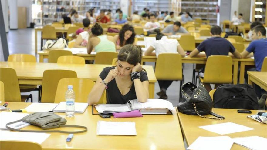 La reforma universitaria deja las carreras a tres años