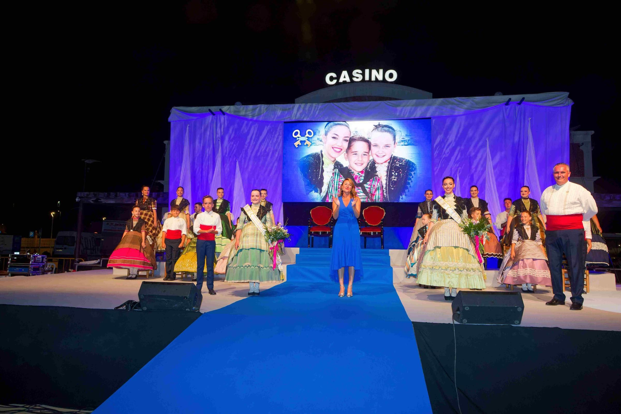 Emotiva presentación de las reinas de las fiestas de Sant Pere 2025