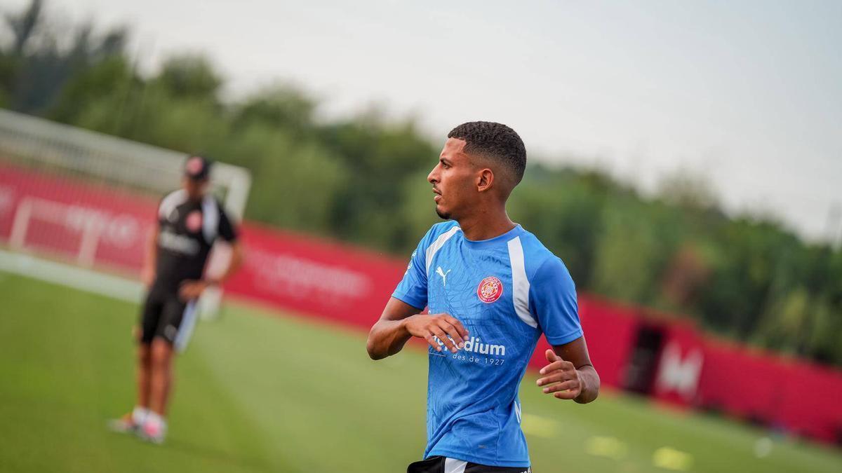 Ounahi, en un entrenament a la Ciutat Esportiva del Girona.